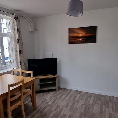 Vh Premier Flat 3 Apartment Gillingham  Exterior photo